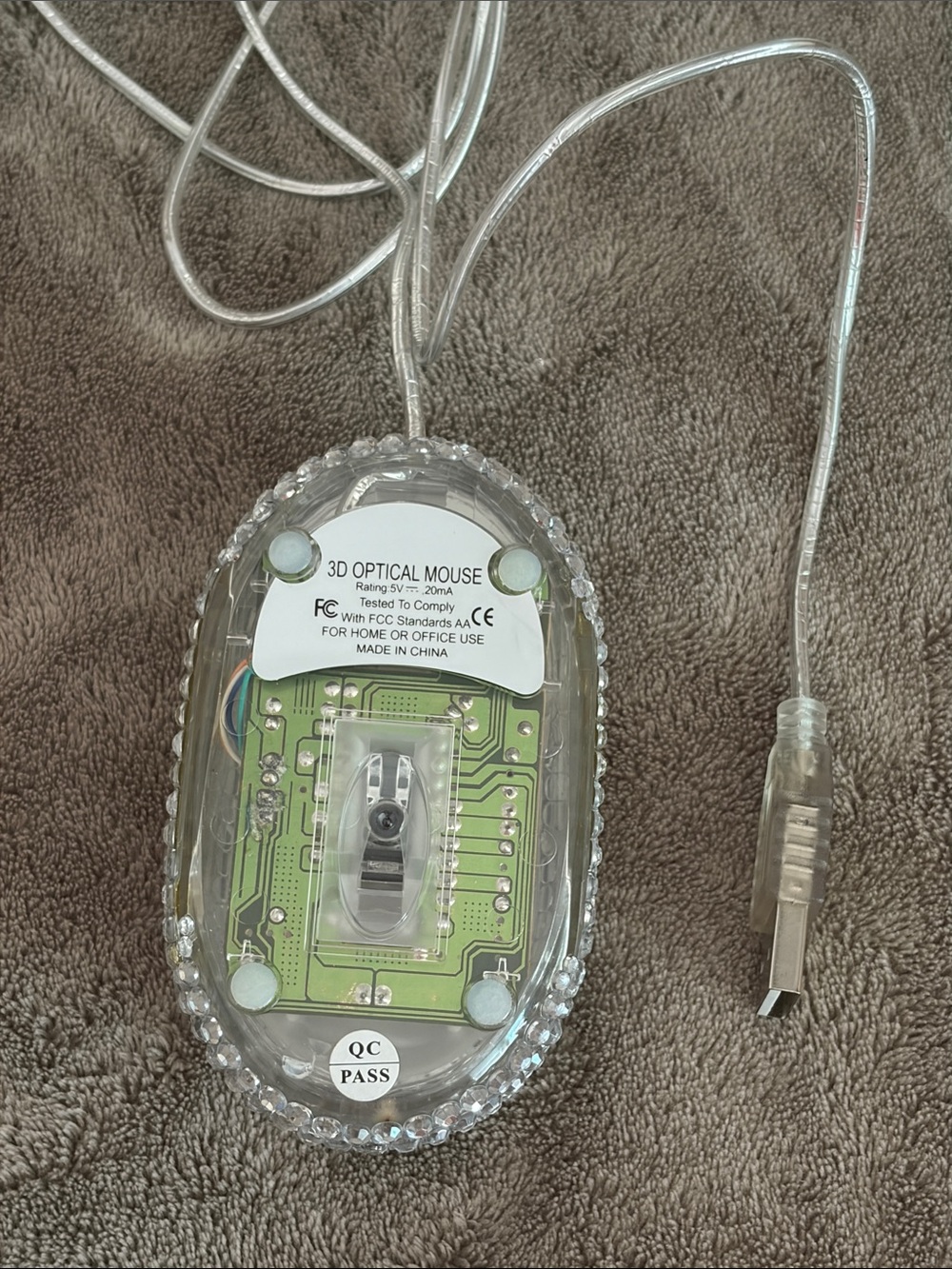Crystal Rhinestone Mouse with Matching Calculator & Stapler- Silver - Picture 7 of 13